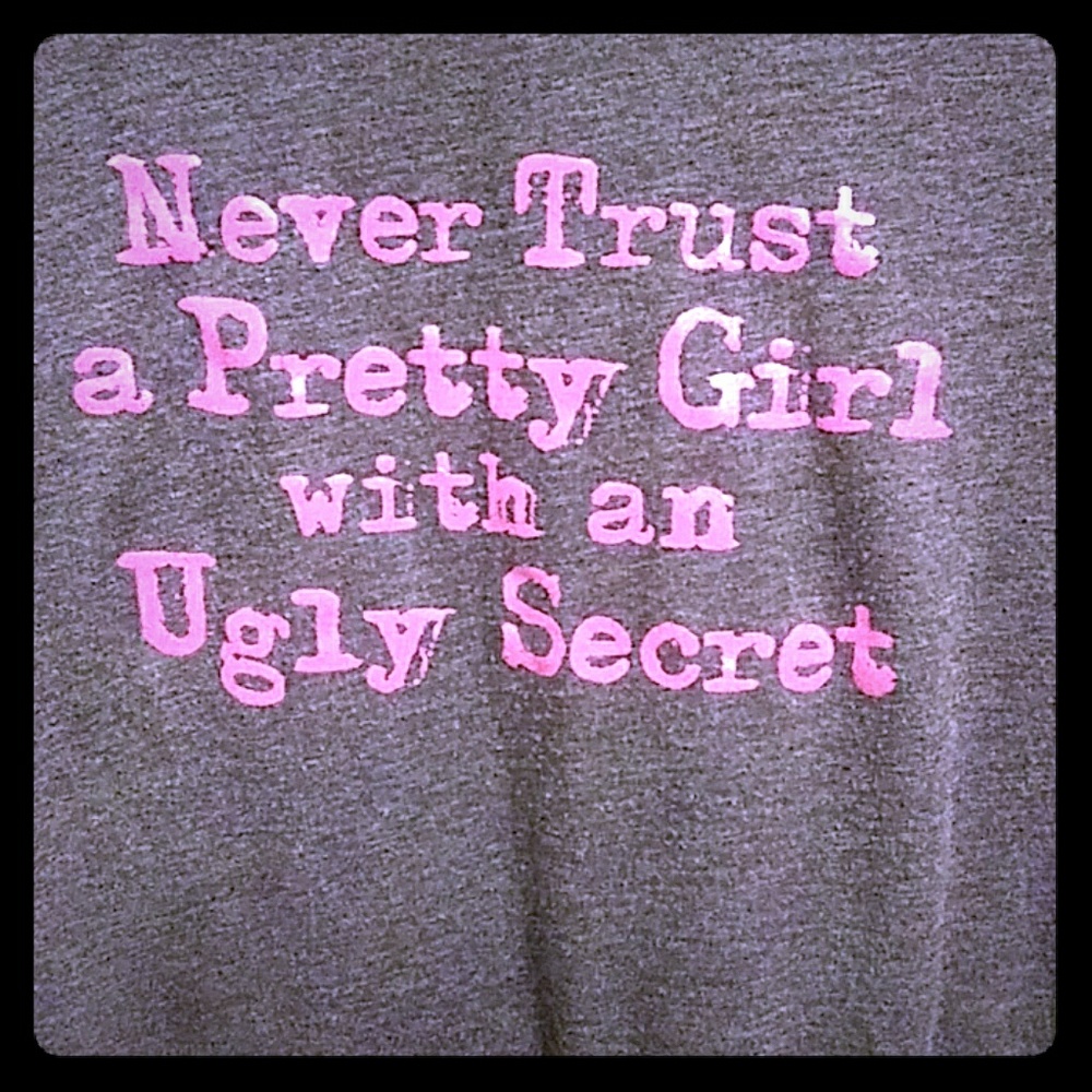 Pretty little liars shirt